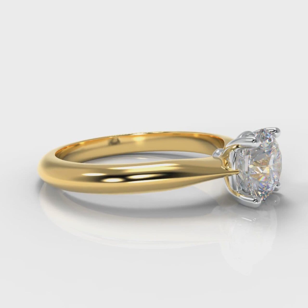 Carrée Solitaire Round Brilliant Diamond Engagement Ring - Yellow Gold