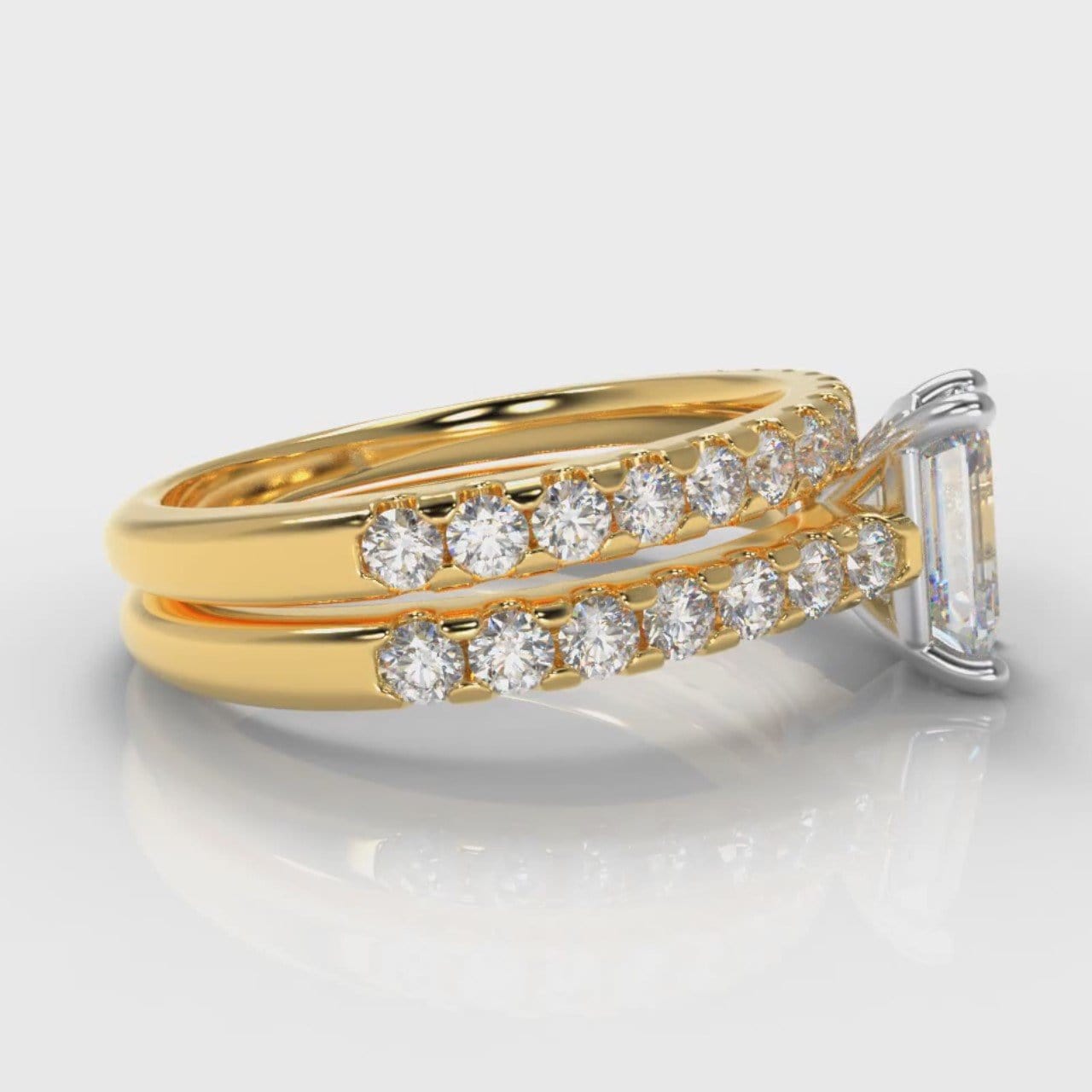 Carrée Micropavé Emerald Cut Diamond Bridal Set - Yellow Gold