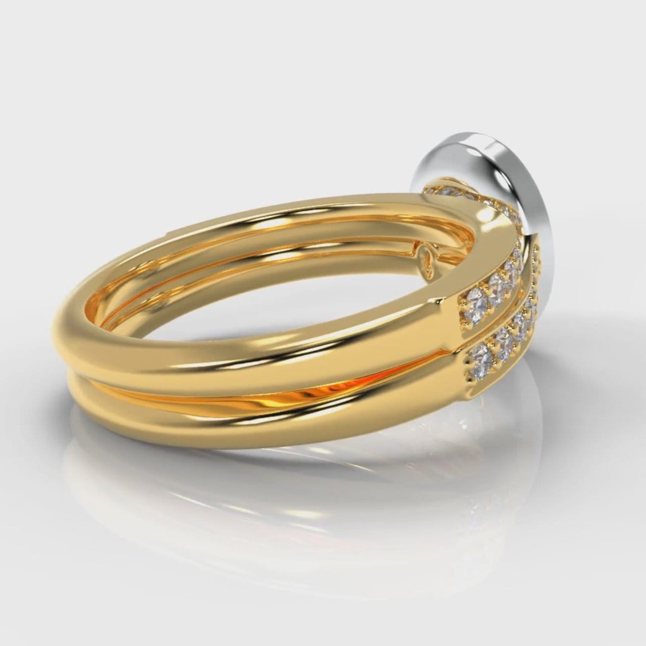 Pavé Oval Diamond Halo Bridal Set - Two Tone Yellow Gold