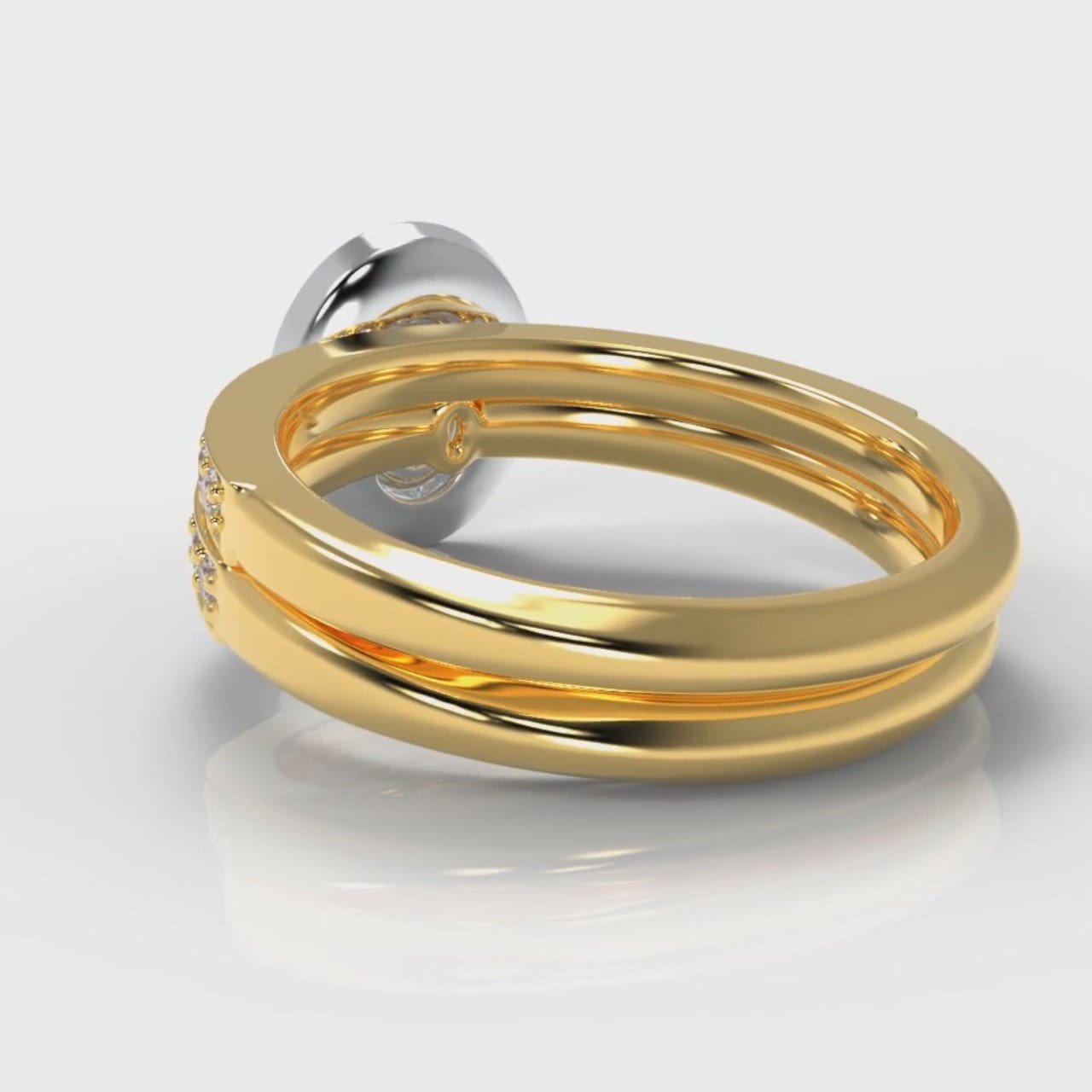 Pavé Oval Diamond Halo Bridal Set - Two Tone Yellow Gold