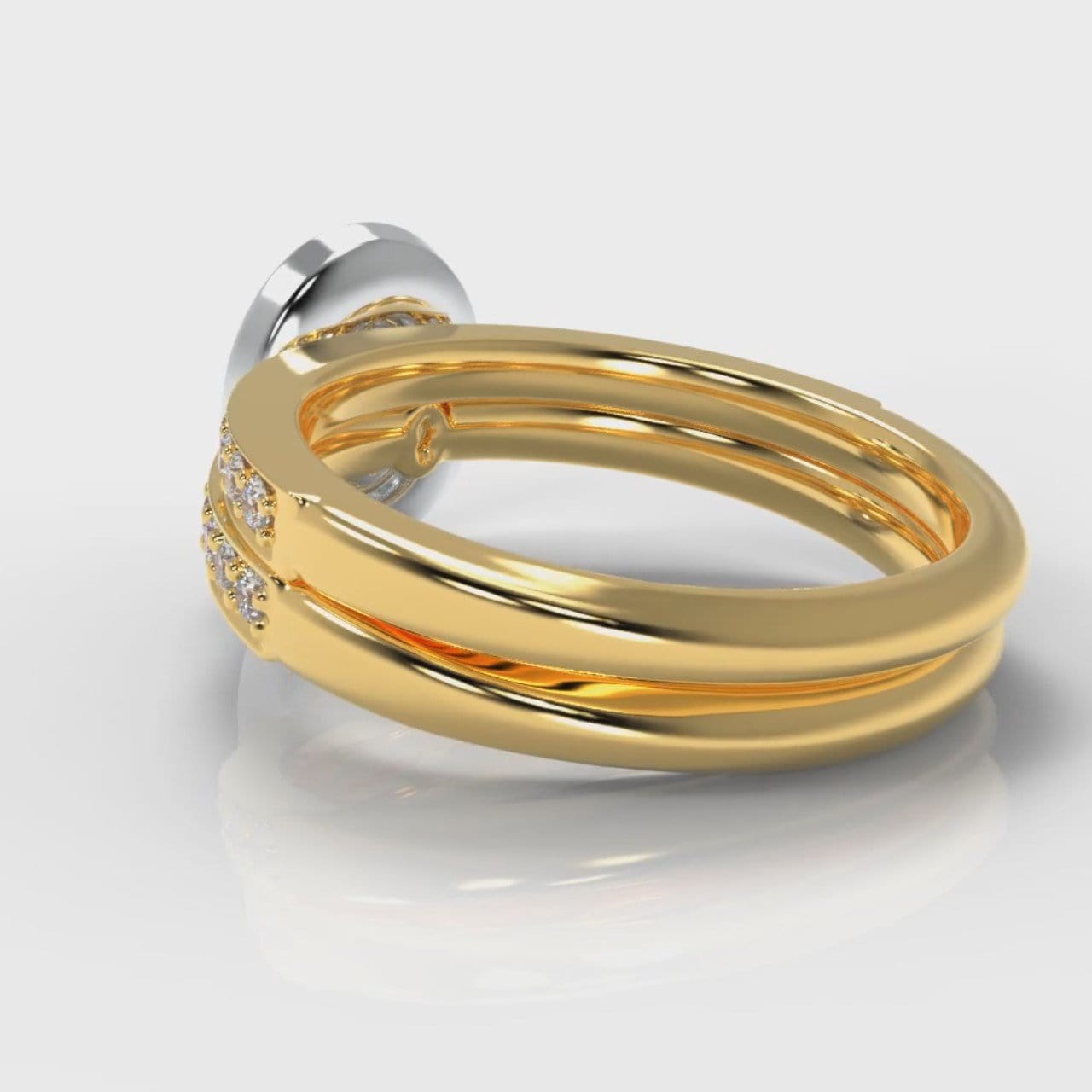 Pavé Oval Diamond Halo Bridal Set - Two Tone Yellow Gold