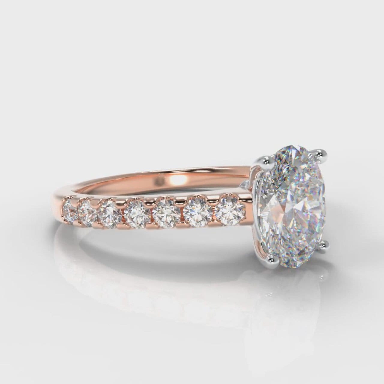 Carrée Micropavé Oval Diamond Engagement Ring - Rose Gold