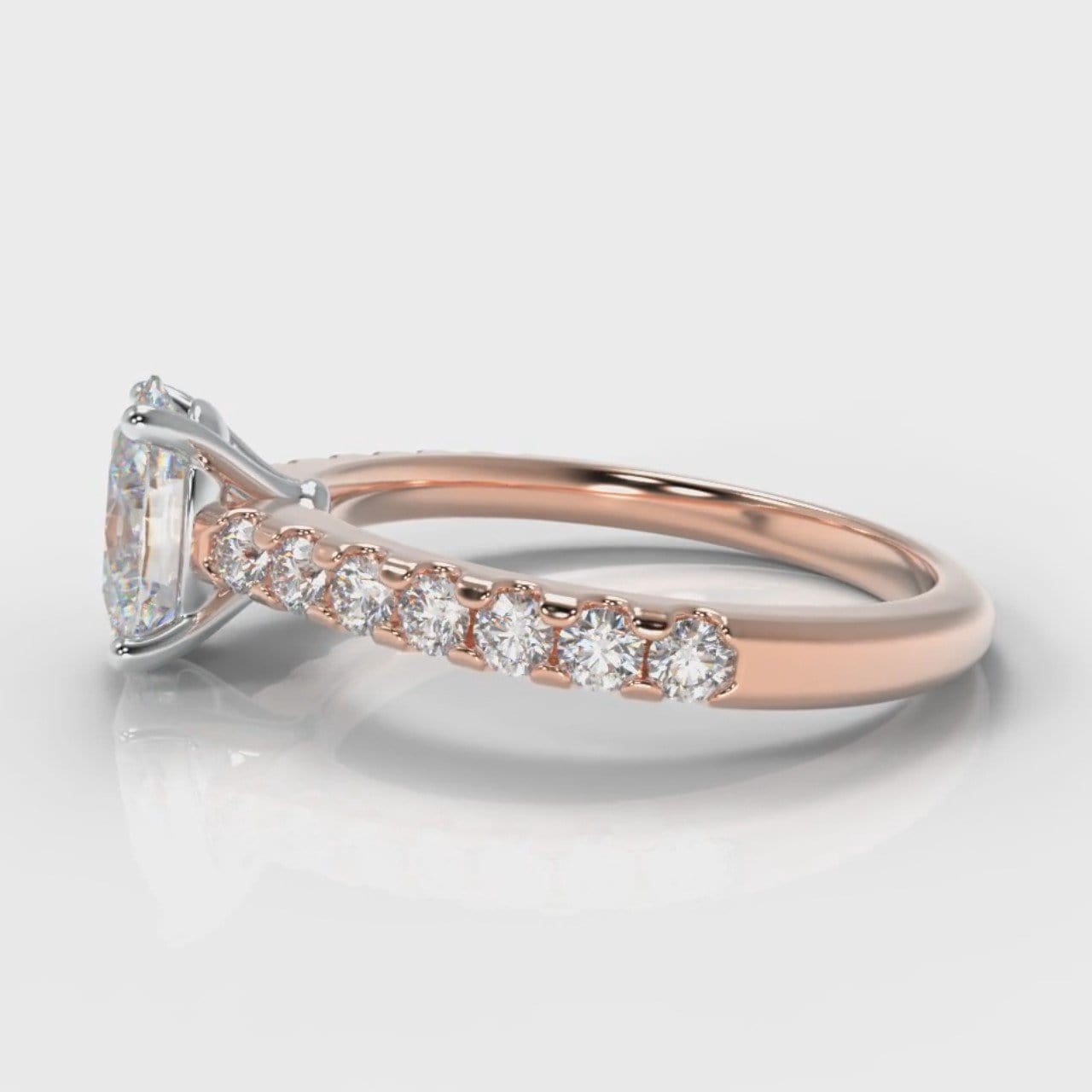 Carrée Micropavé Oval Diamond Engagement Ring - Rose Gold