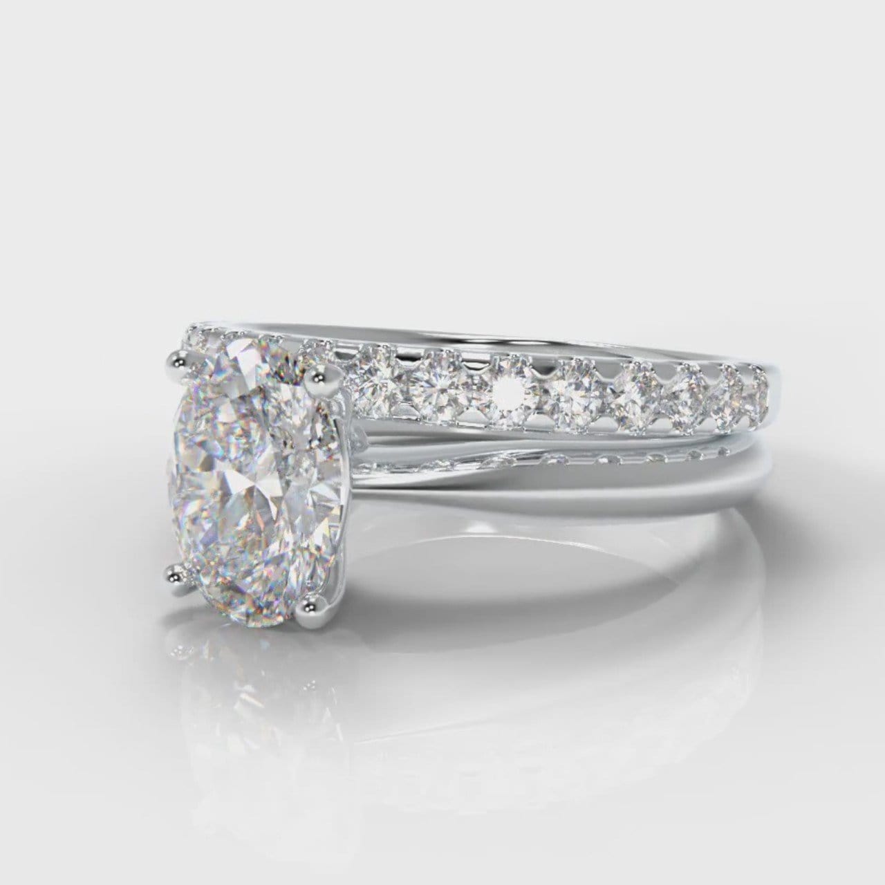 Carrée Solitaire Oval Diamond Bridal Set