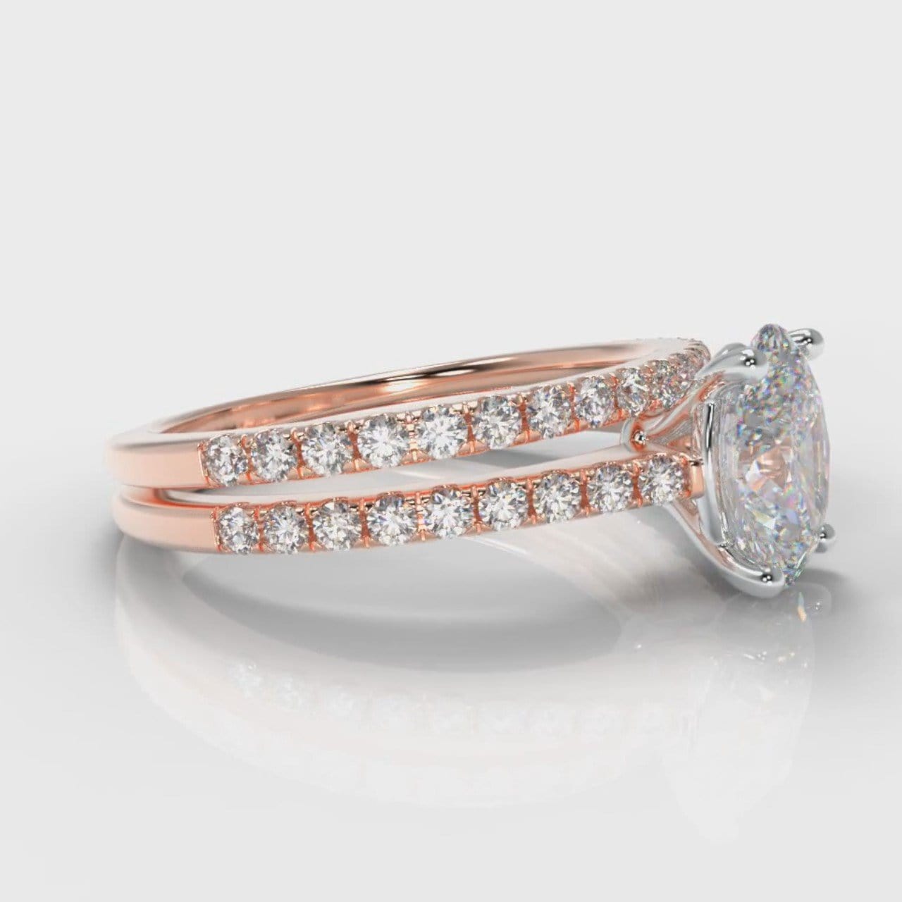 Petite Micropavé Oval Diamond Bridal Set - Rose Gold