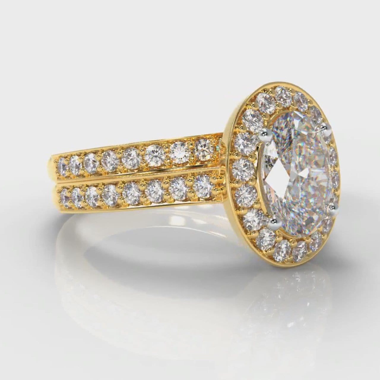 Pavé Oval Diamond Halo Bridal Set - Yellow Gold