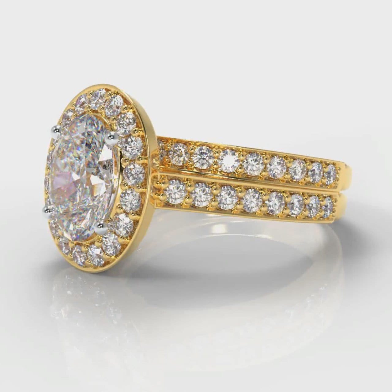 Pavé Oval Diamond Halo Bridal Set - Yellow Gold