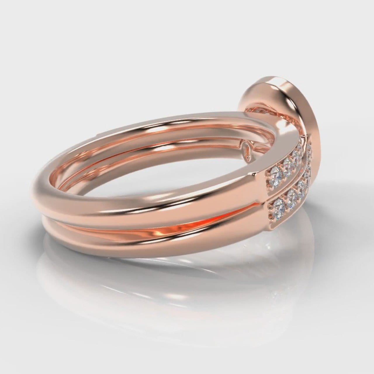 Pavé Oval Diamond Halo Bridal Set - Rose Gold