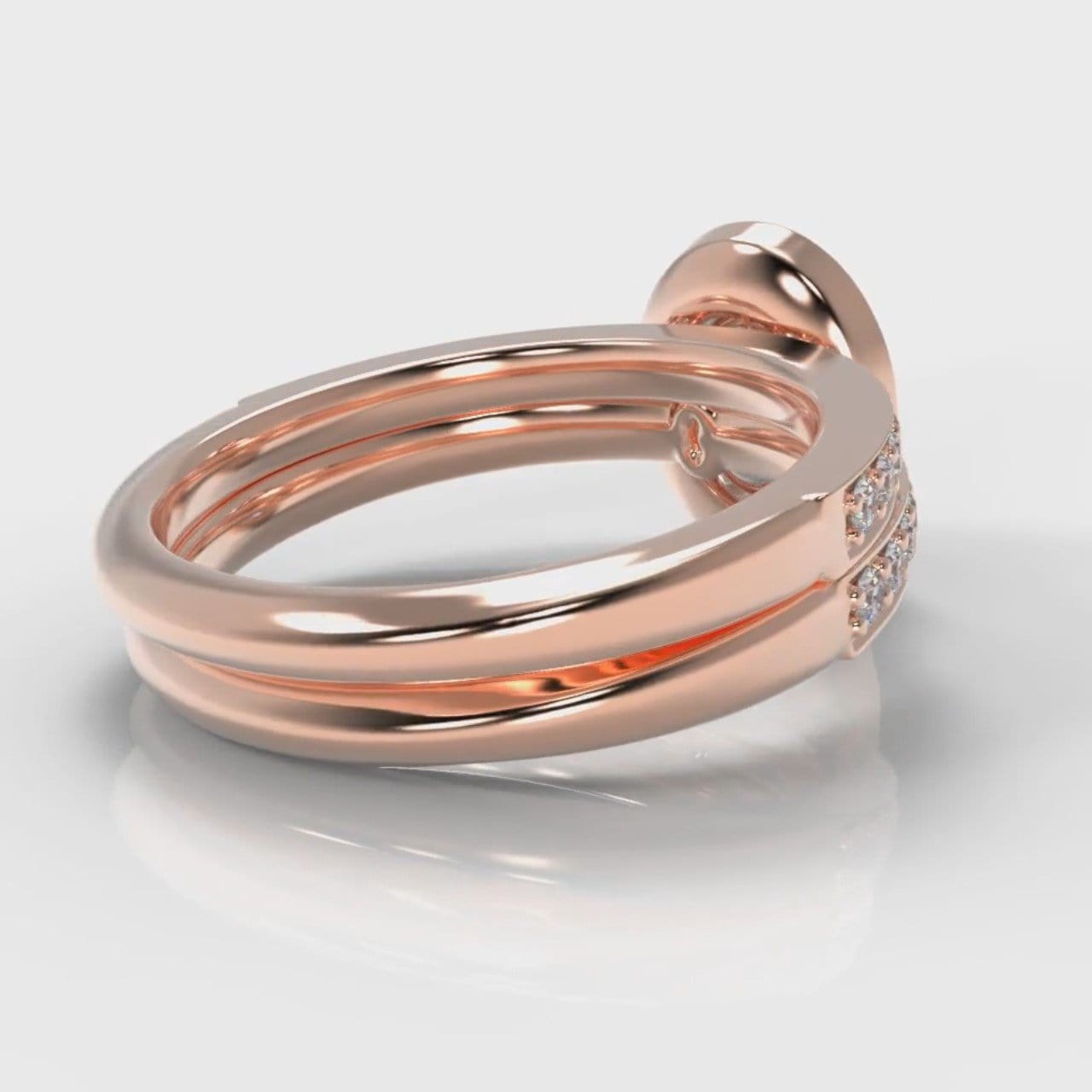 Pavé Oval Diamond Halo Bridal Set - Rose Gold