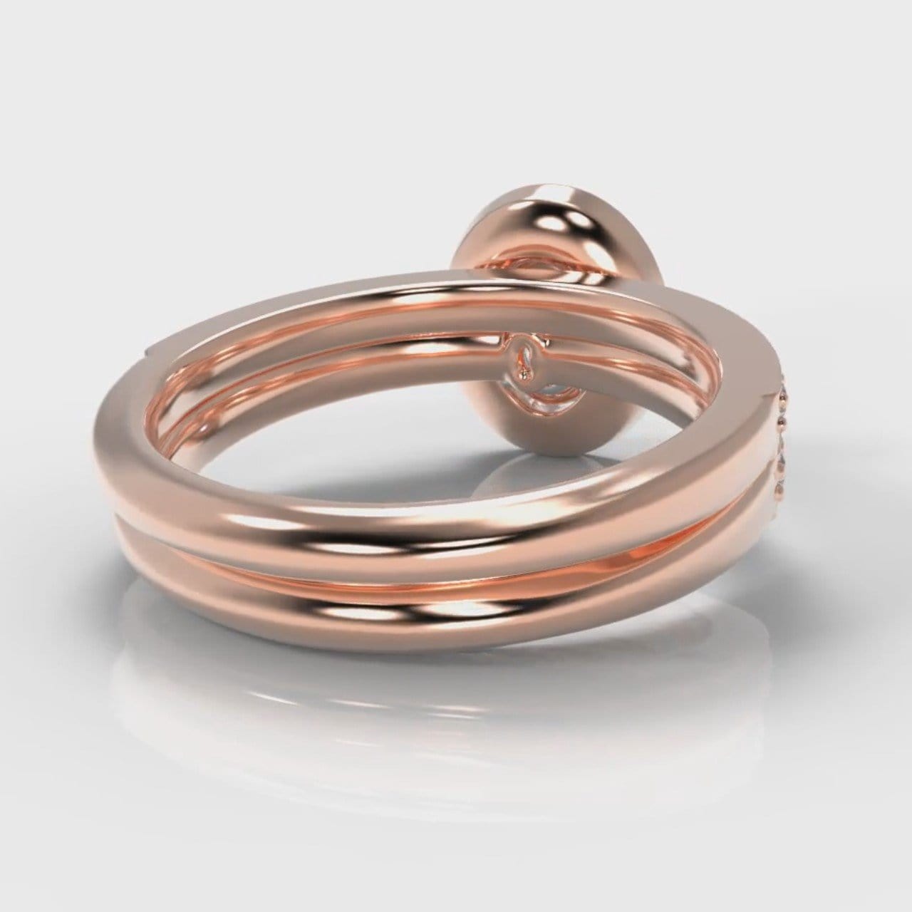 Pavé Oval Diamond Halo Bridal Set - Rose Gold