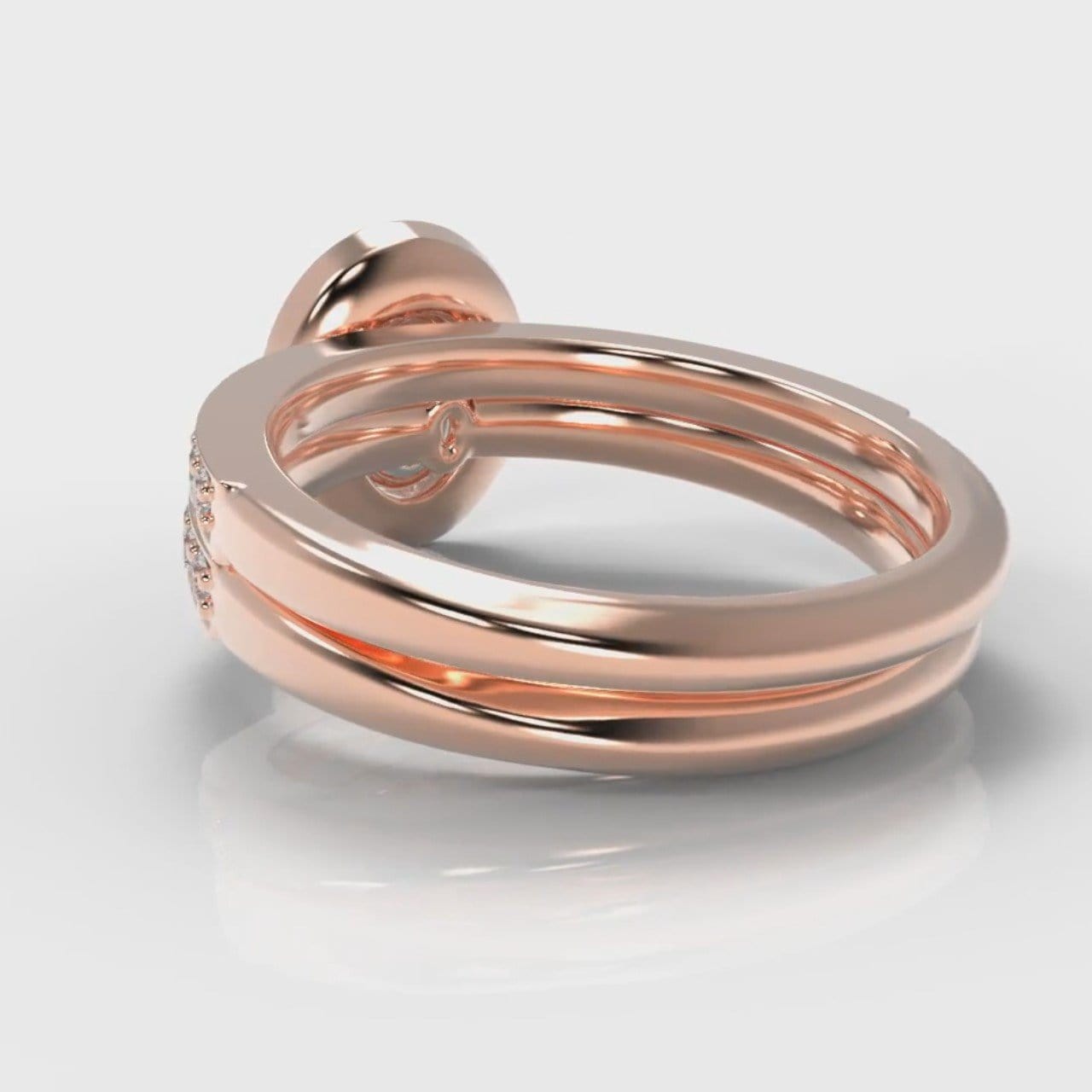 Pavé Oval Diamond Halo Bridal Set - Rose Gold