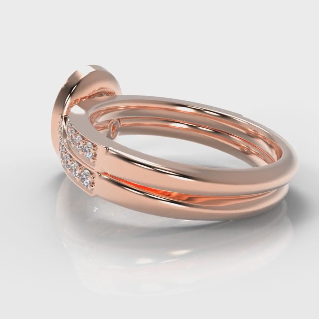 Pavé Oval Diamond Halo Bridal Set - Rose Gold
