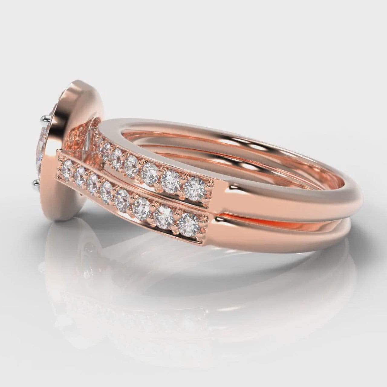 Pavé Oval Diamond Halo Bridal Set - Rose Gold