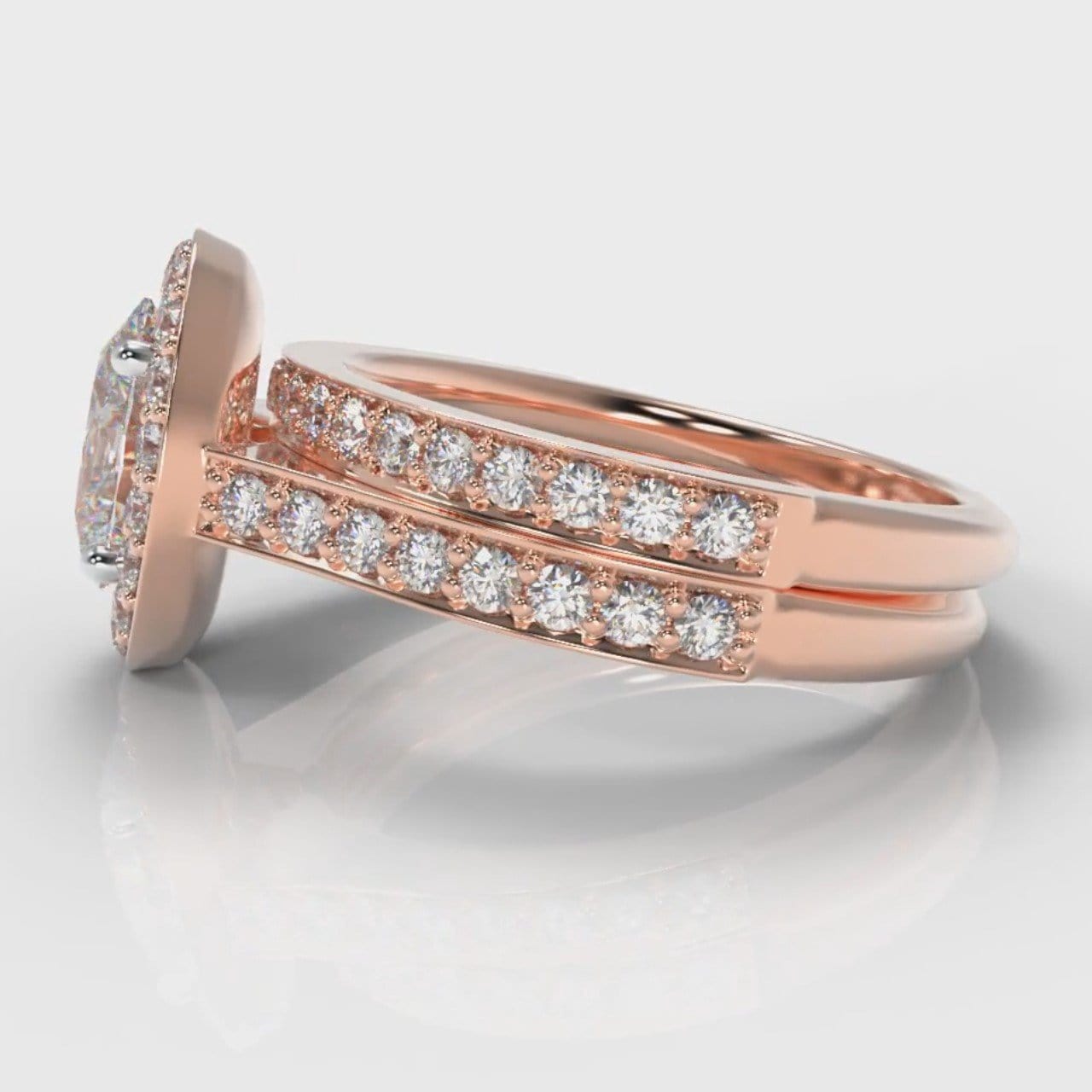 Pavé Oval Diamond Halo Bridal Set - Rose Gold