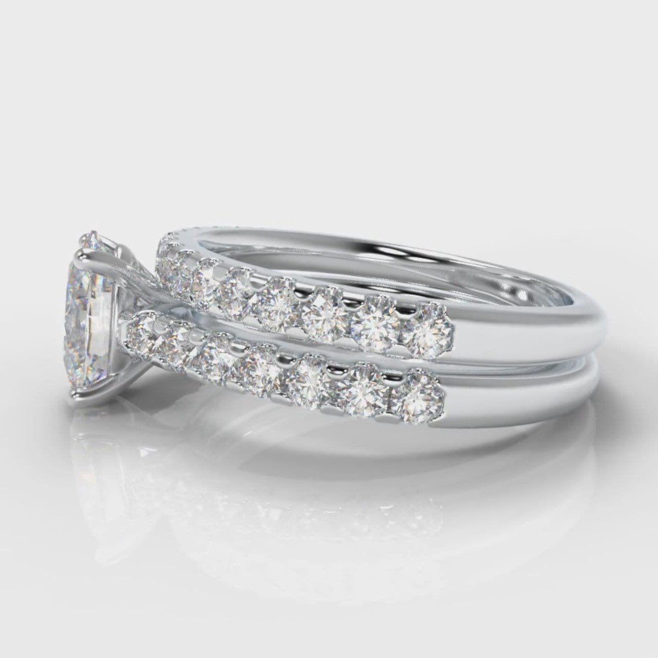 Carrée Micropavé Oval Diamond Bridal Set