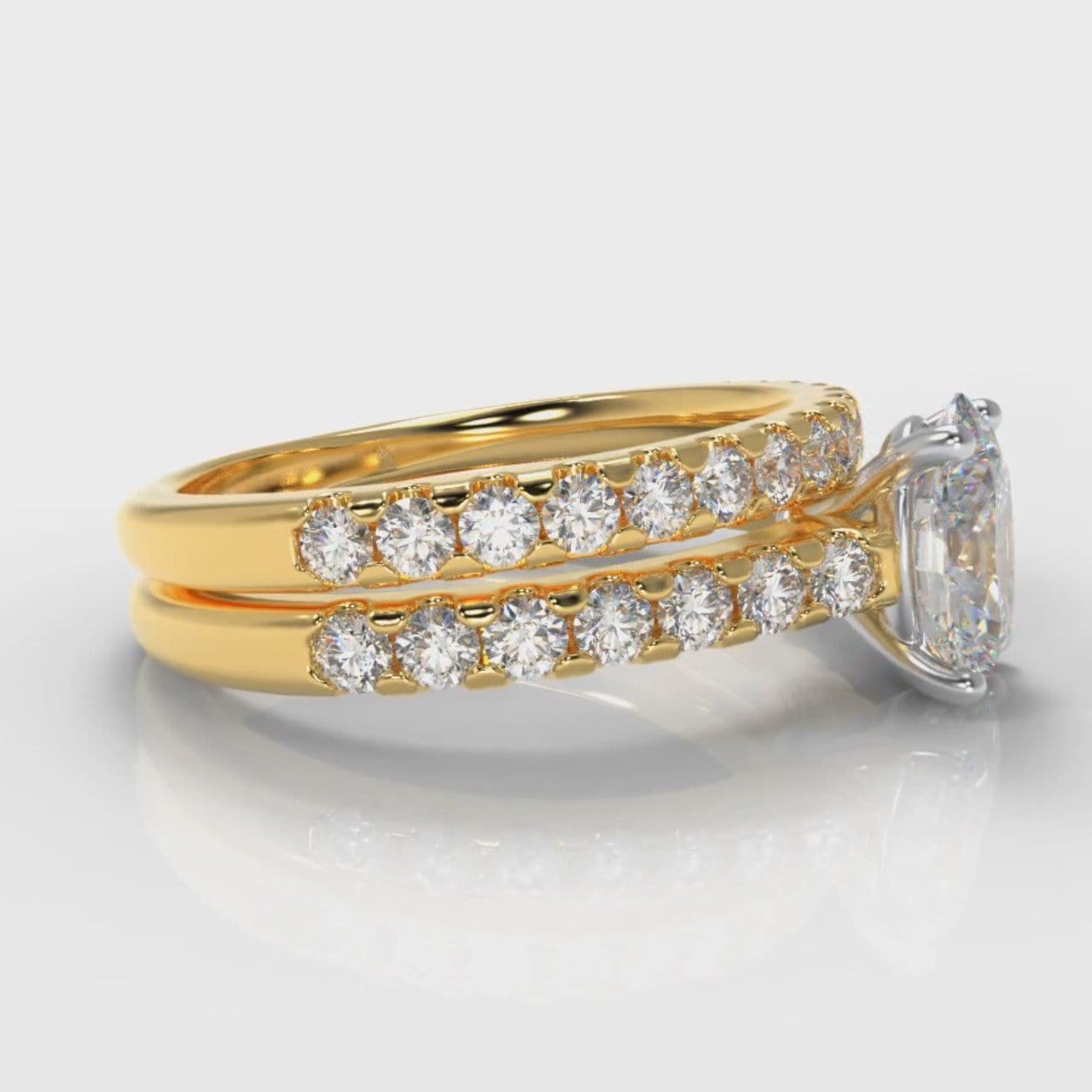 Carrée Micropavé Oval Diamond Bridal Set - Yellow Gold