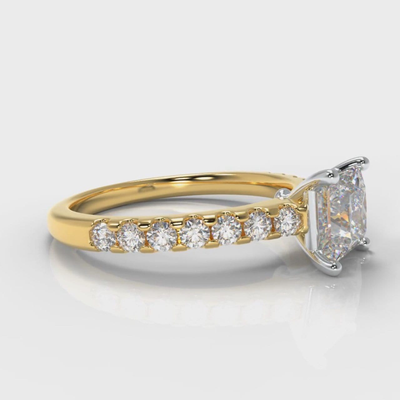 Carrée Micropavé Princess Cut Diamond Engagement Ring - Yellow Gold