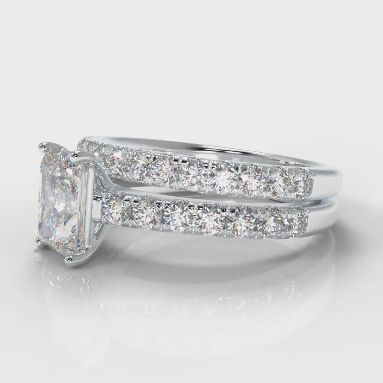Carrée Micropavé Radiant Cut Diamond Bridal Set