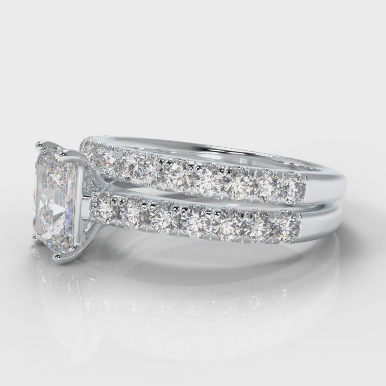 Carrée Micropavé Radiant Cut Diamond Bridal Set