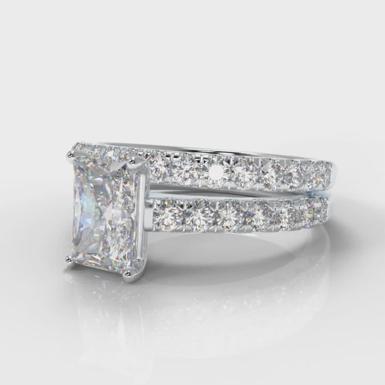Carrée Micropavé Radiant Cut Diamond Bridal Set