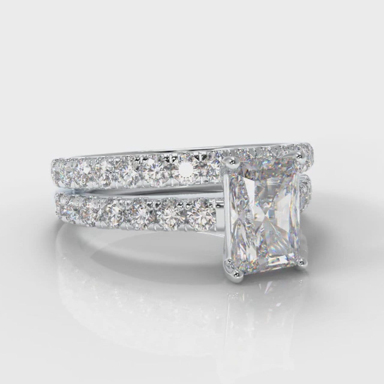 Carrée Micropavé Radiant Cut Diamond Bridal Set