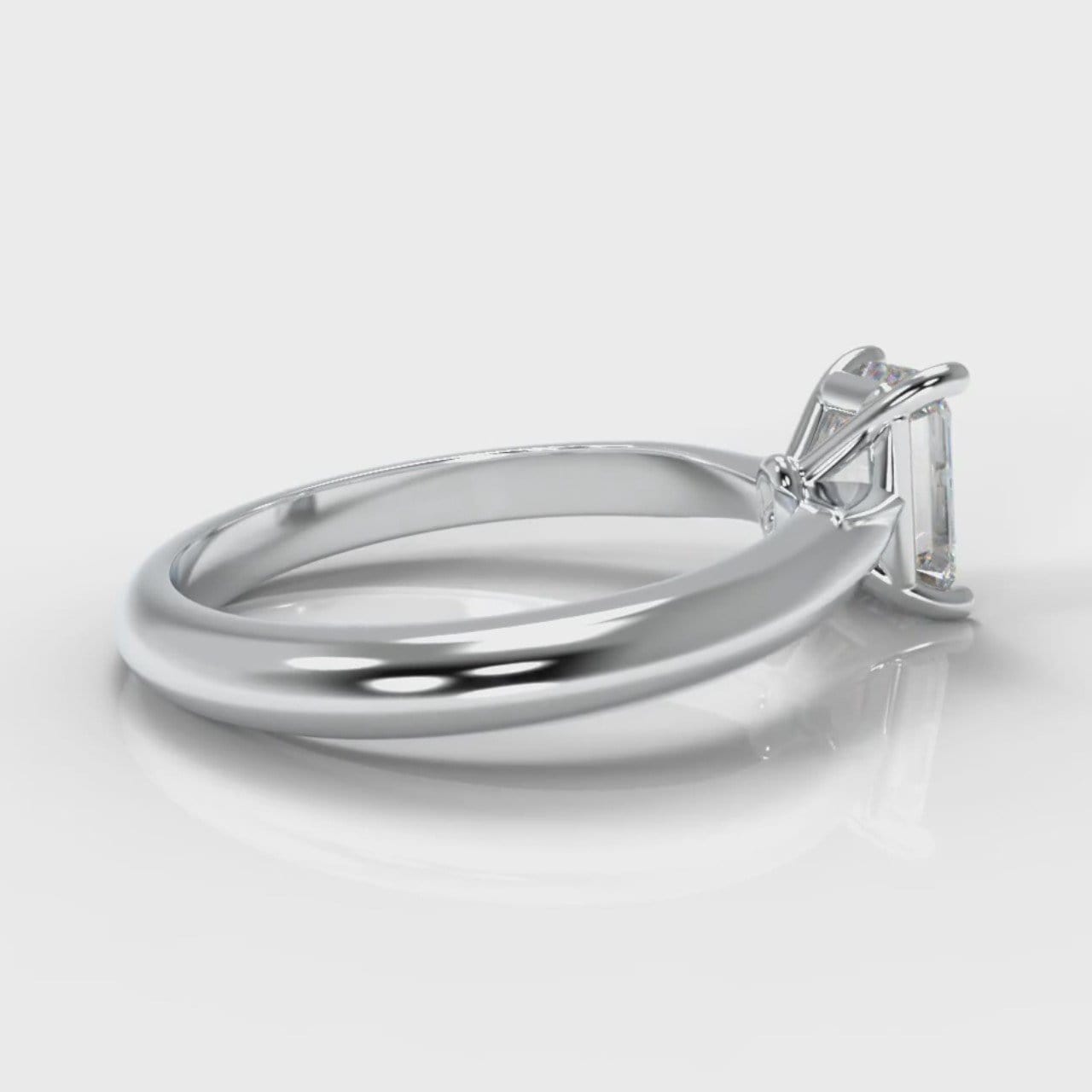 Carrée Solitaire Emerald Cut Diamond Engagement Ring