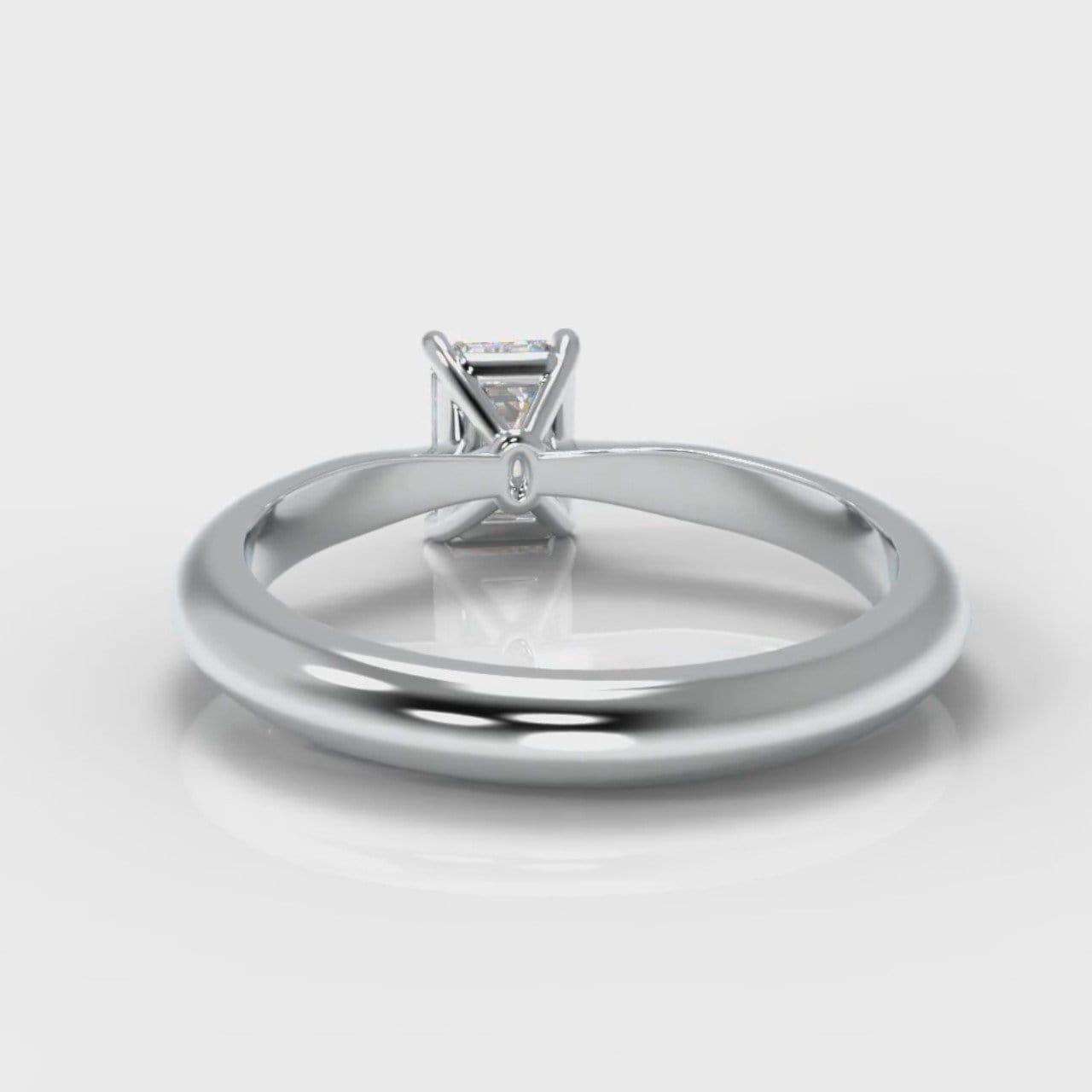 Carrée Solitaire Emerald Cut Diamond Engagement Ring