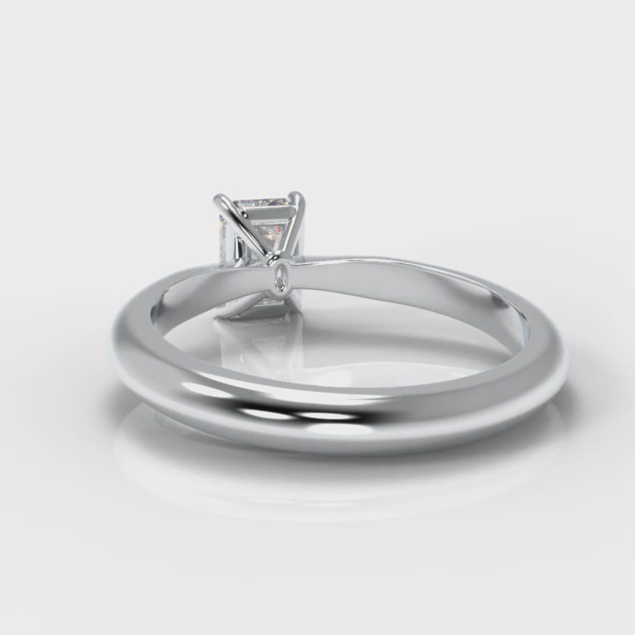 Carrée Solitaire Emerald Cut Diamond Engagement Ring