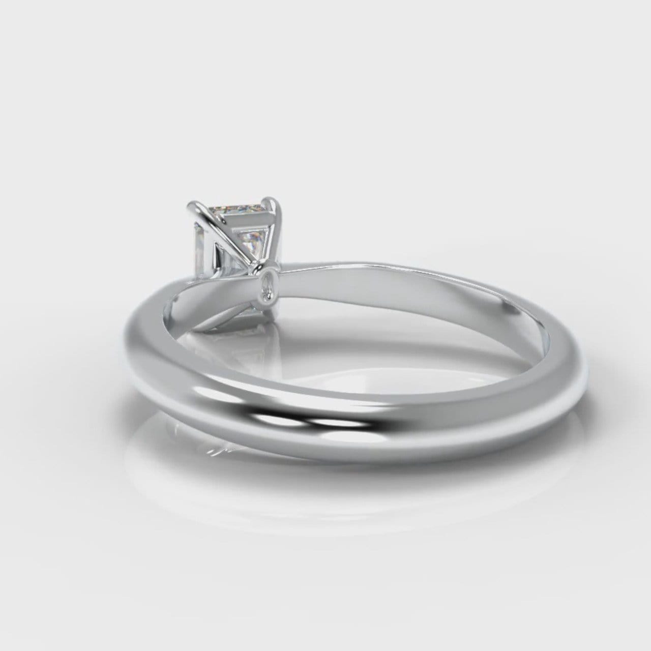 Carrée Solitaire Emerald Cut Diamond Engagement Ring