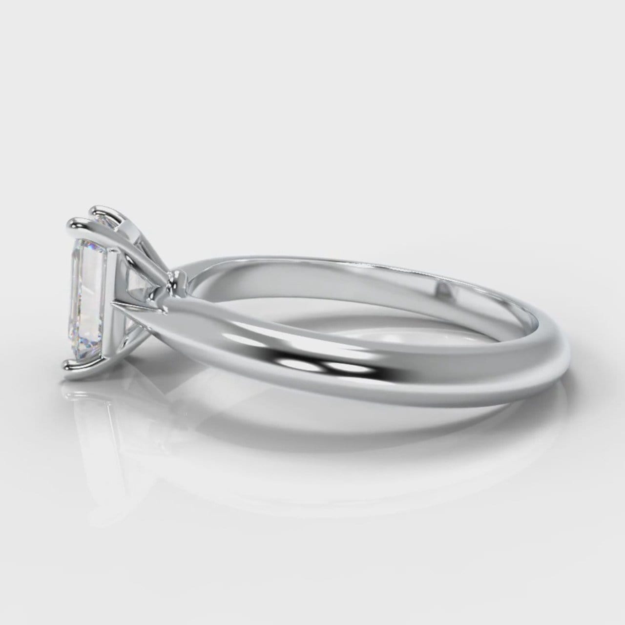 Carrée Solitaire Emerald Cut Diamond Engagement Ring