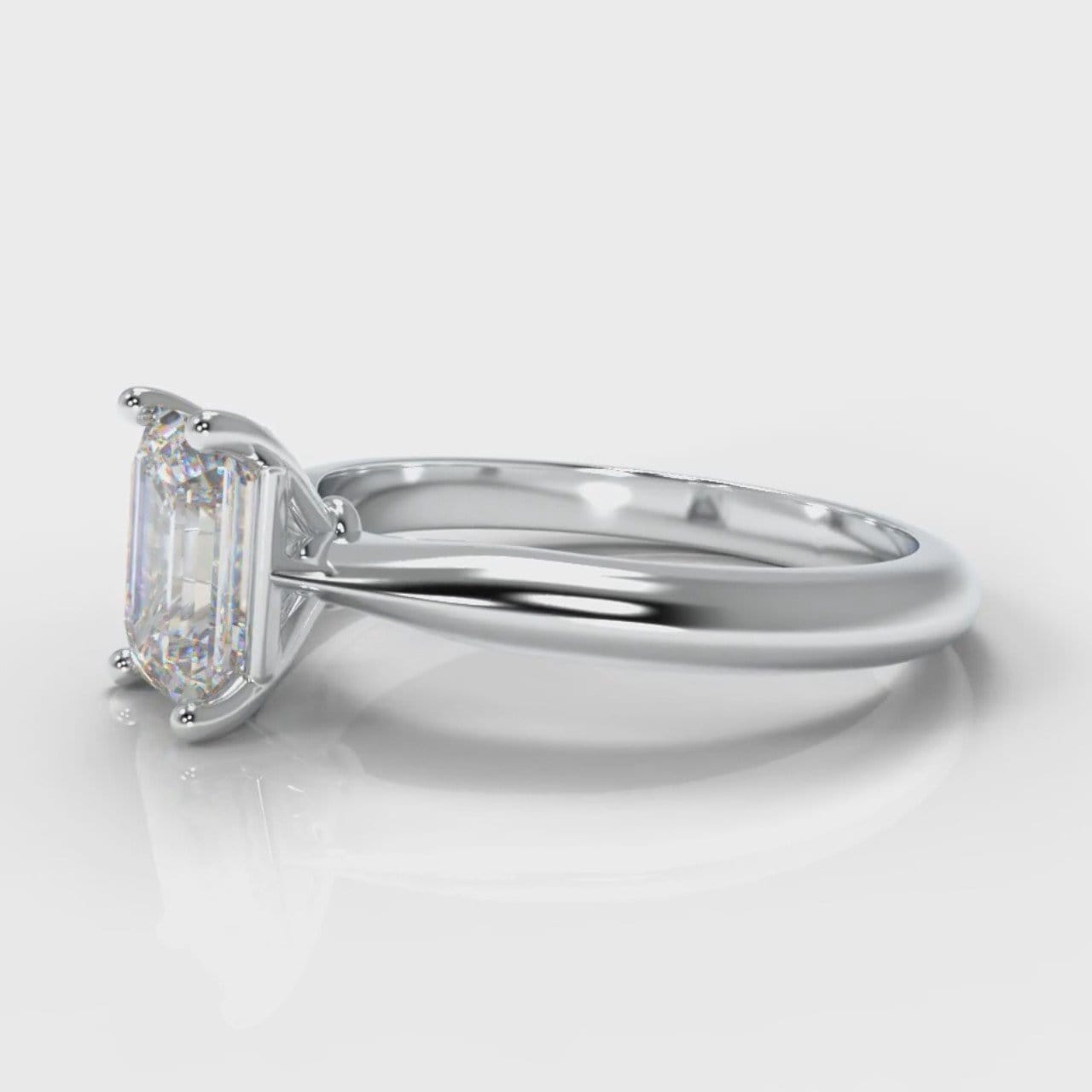 Carrée Solitaire Emerald Cut Diamond Engagement Ring