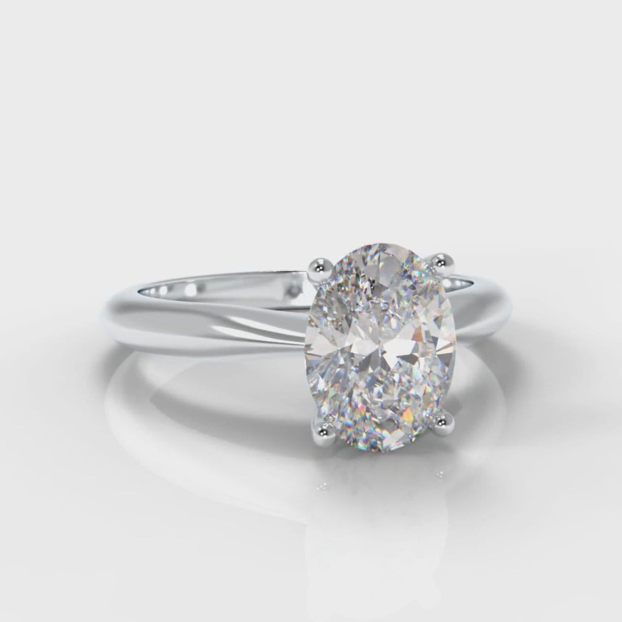 Carrée Solitaire Oval Diamond Engagement Ring