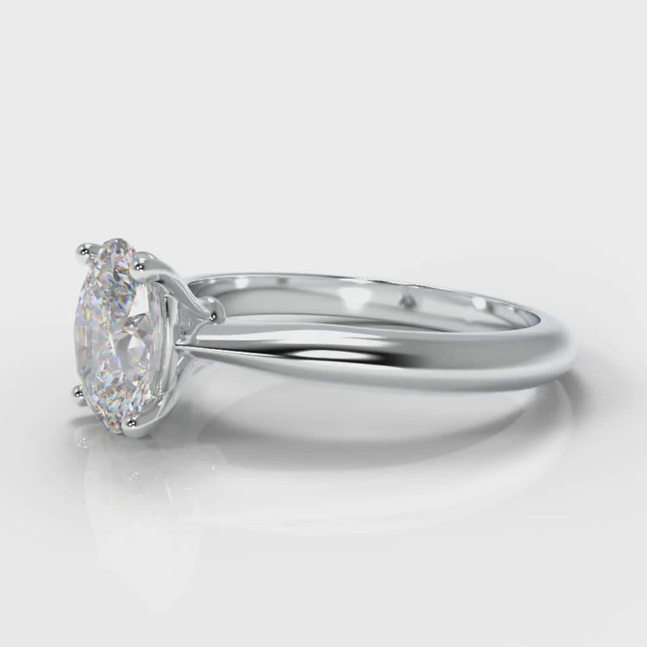 Carrée Solitaire Oval Diamond Engagement Ring