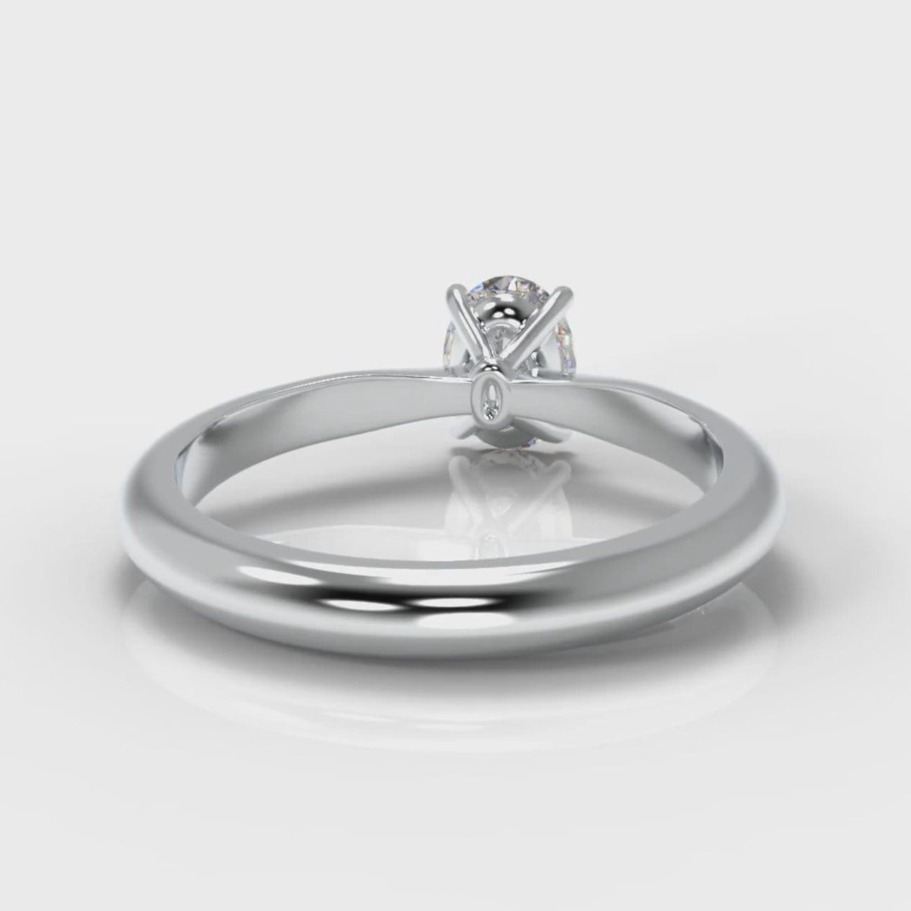 Carrée Solitaire Oval Diamond Engagement Ring