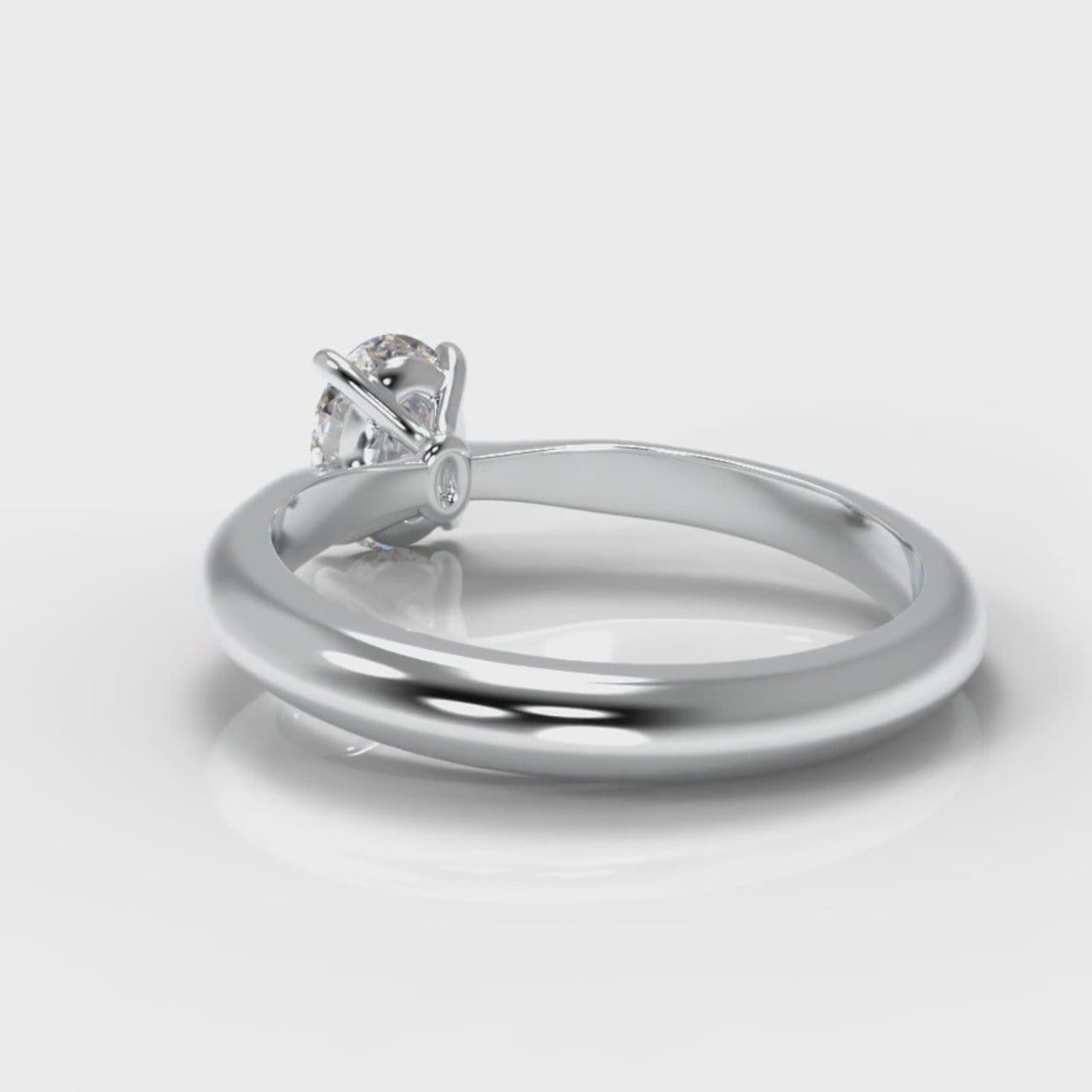 Carrée Solitaire Oval Diamond Engagement Ring