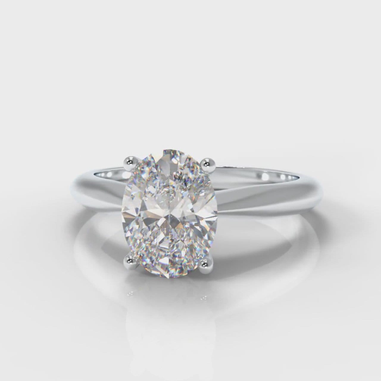 Carrée Solitaire Oval Diamond Engagement Ring