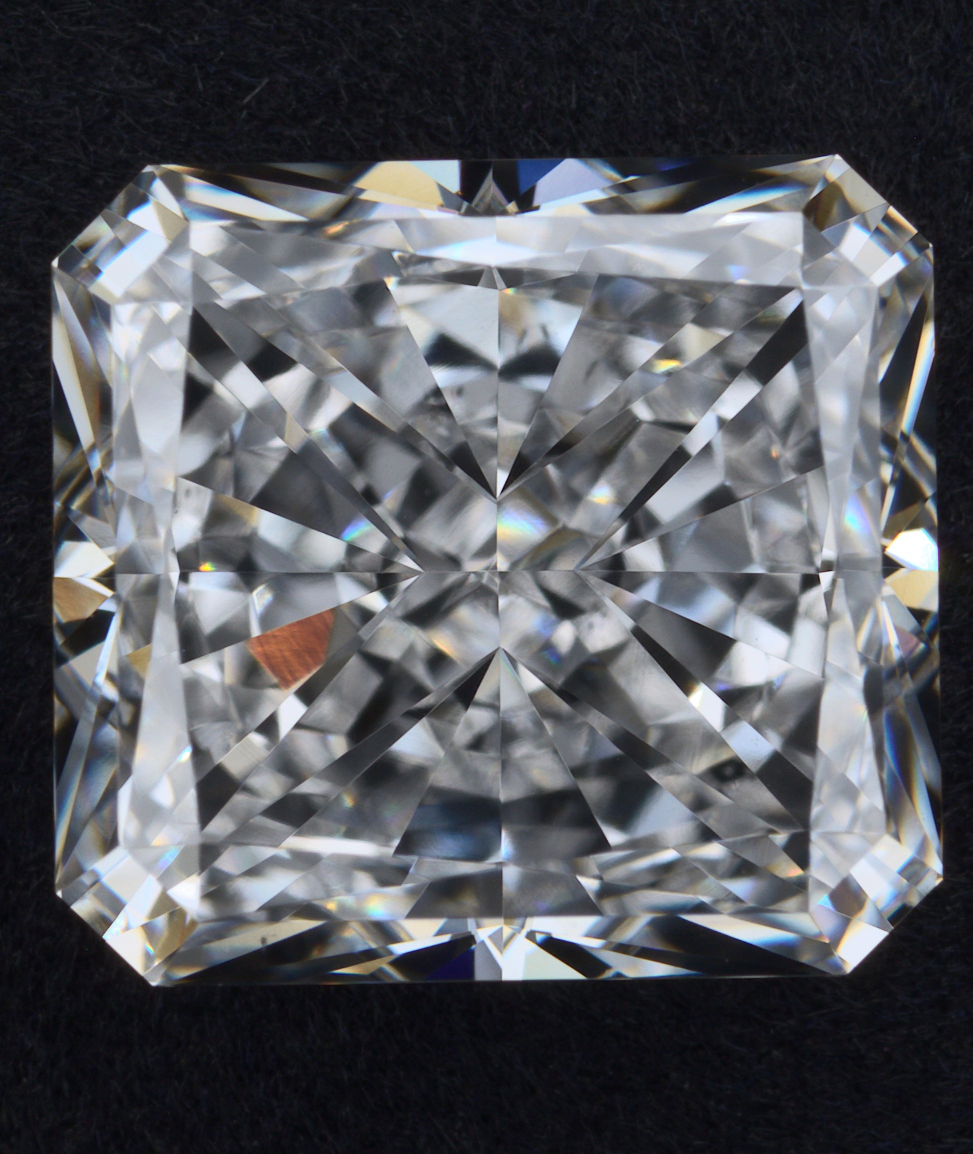 4.00 Carat E-Color VS1-Clarity Radiant Diamond