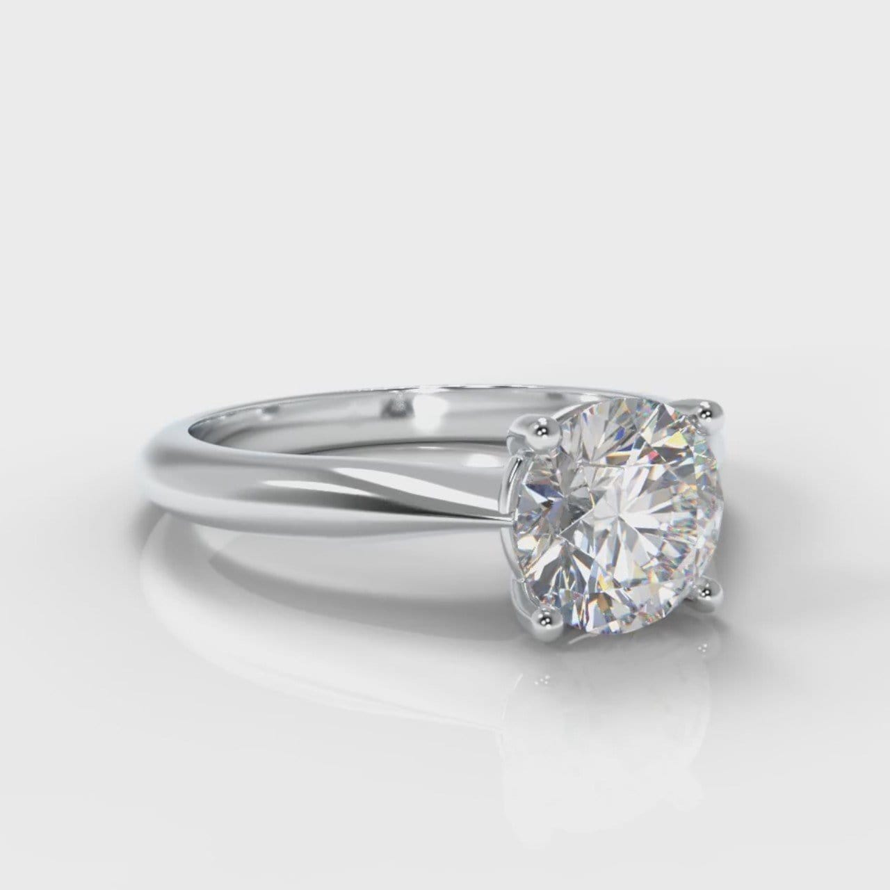 Carrée Solitaire Round Brilliant Engagement Ring