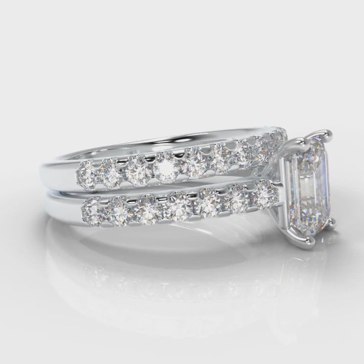 Carrée Micropavé Emerald Cut Diamond Bridal Set