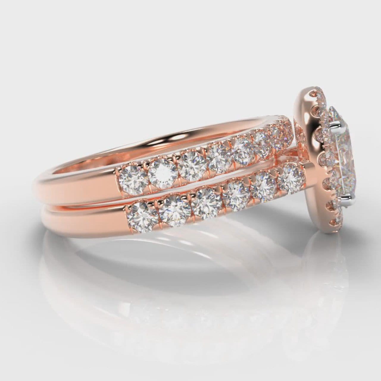 Micropavé Oval Diamond Halo Bridal Set - Rose Gold