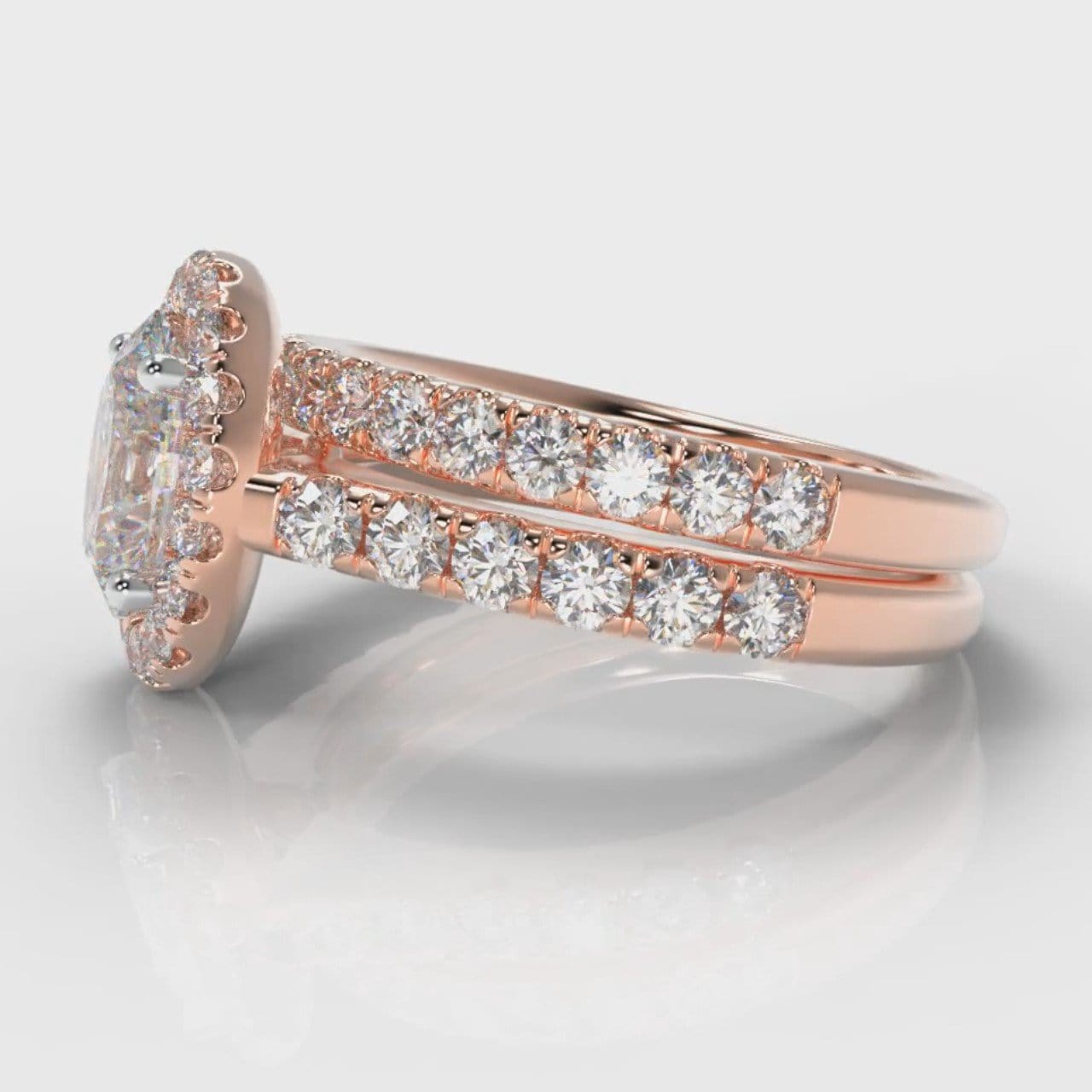 Micropavé Oval Diamond Halo Bridal Set - Rose Gold