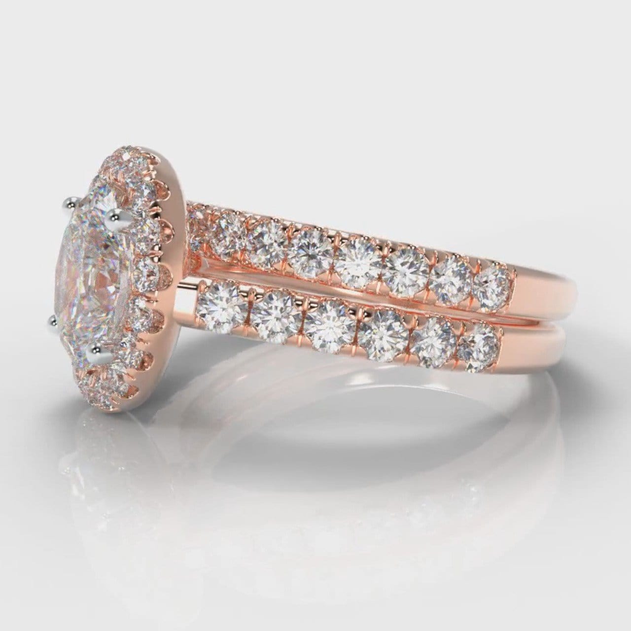 Micropavé Oval Diamond Halo Bridal Set - Rose Gold