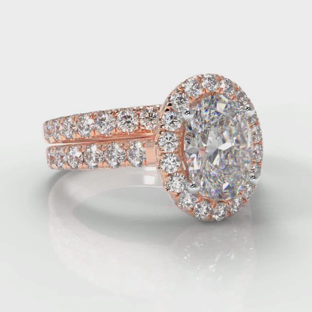 Micropavé Oval Diamond Halo Bridal Set - Rose Gold