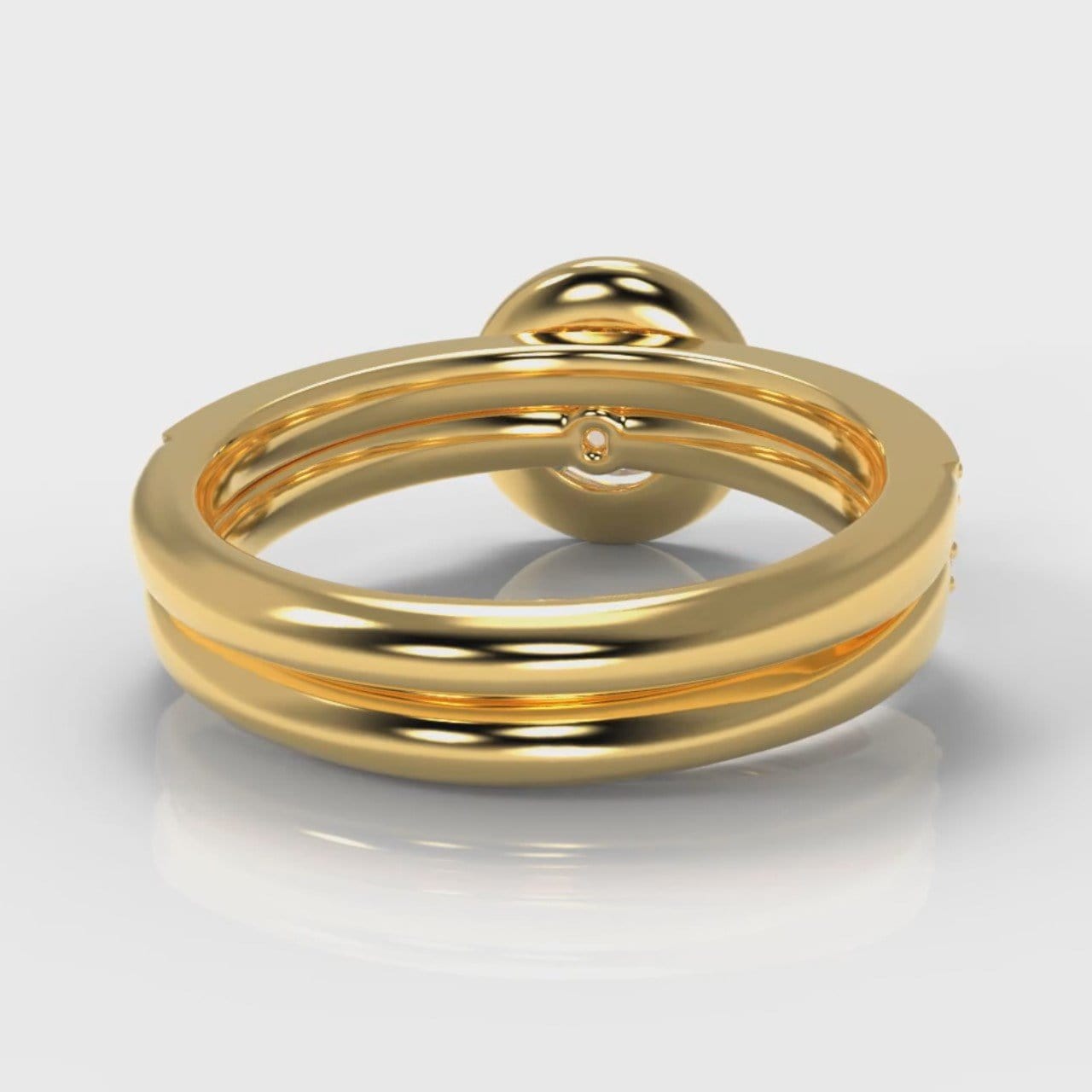 Pavé Round Brilliant Diamond Halo Bridal Set - Yellow Gold