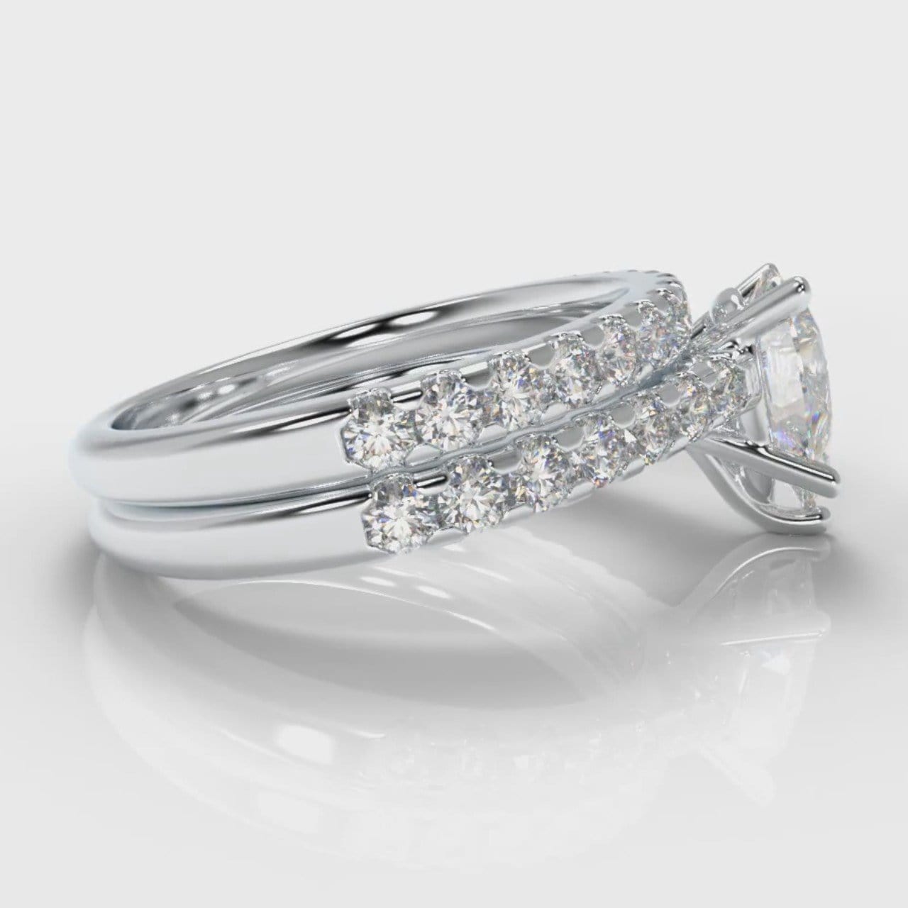 Micropavé Pear Diamond Bridal Set