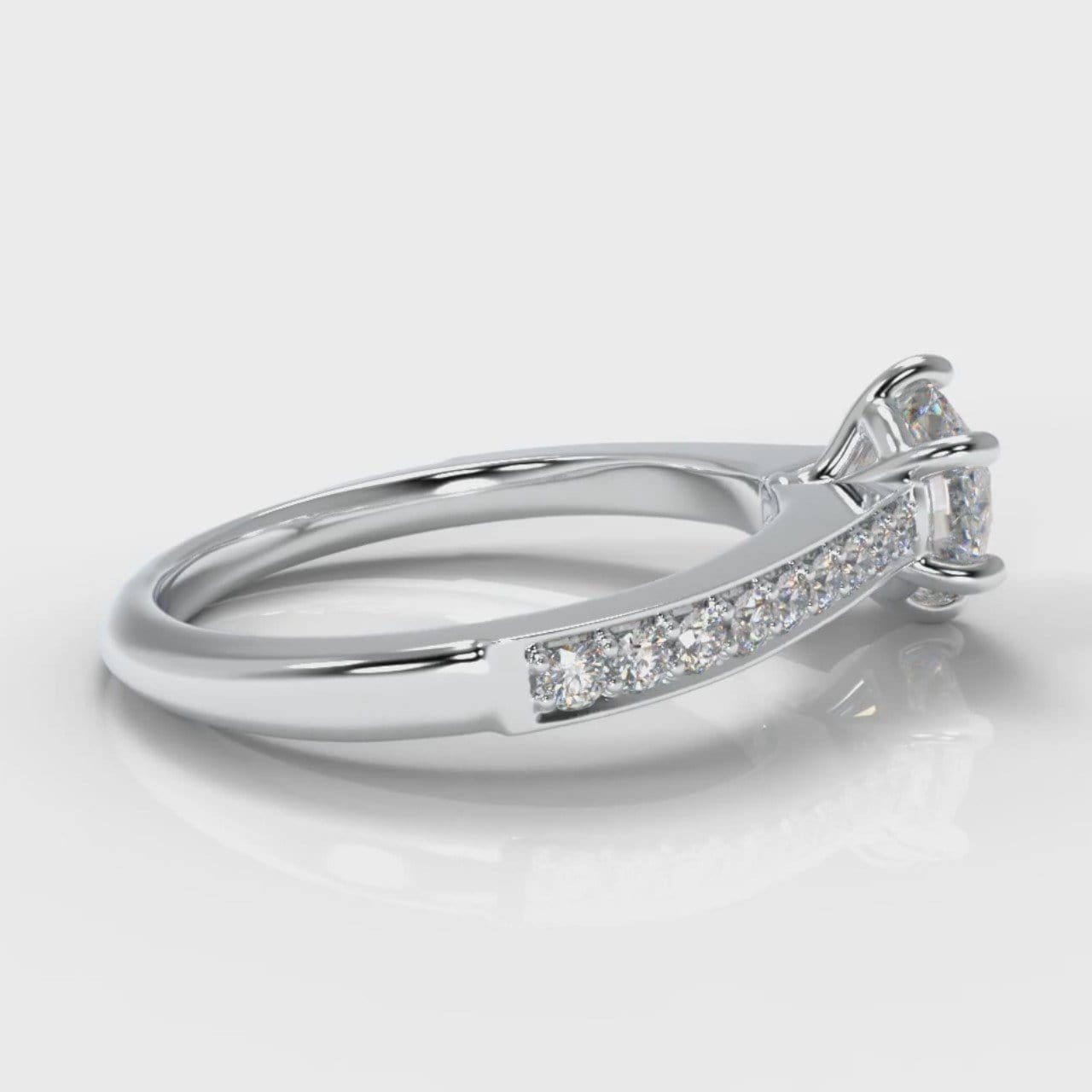 Star Pavé Round Brilliant Diamond Engagement Ring