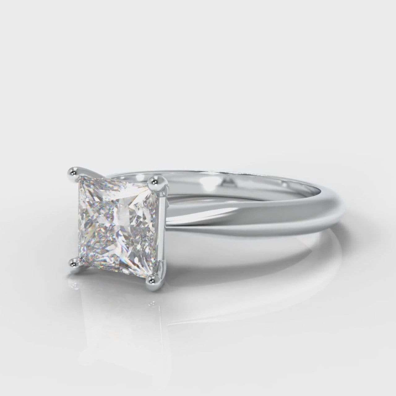 Carrée Solitaire Princess Cut Diamond Engagement Ring