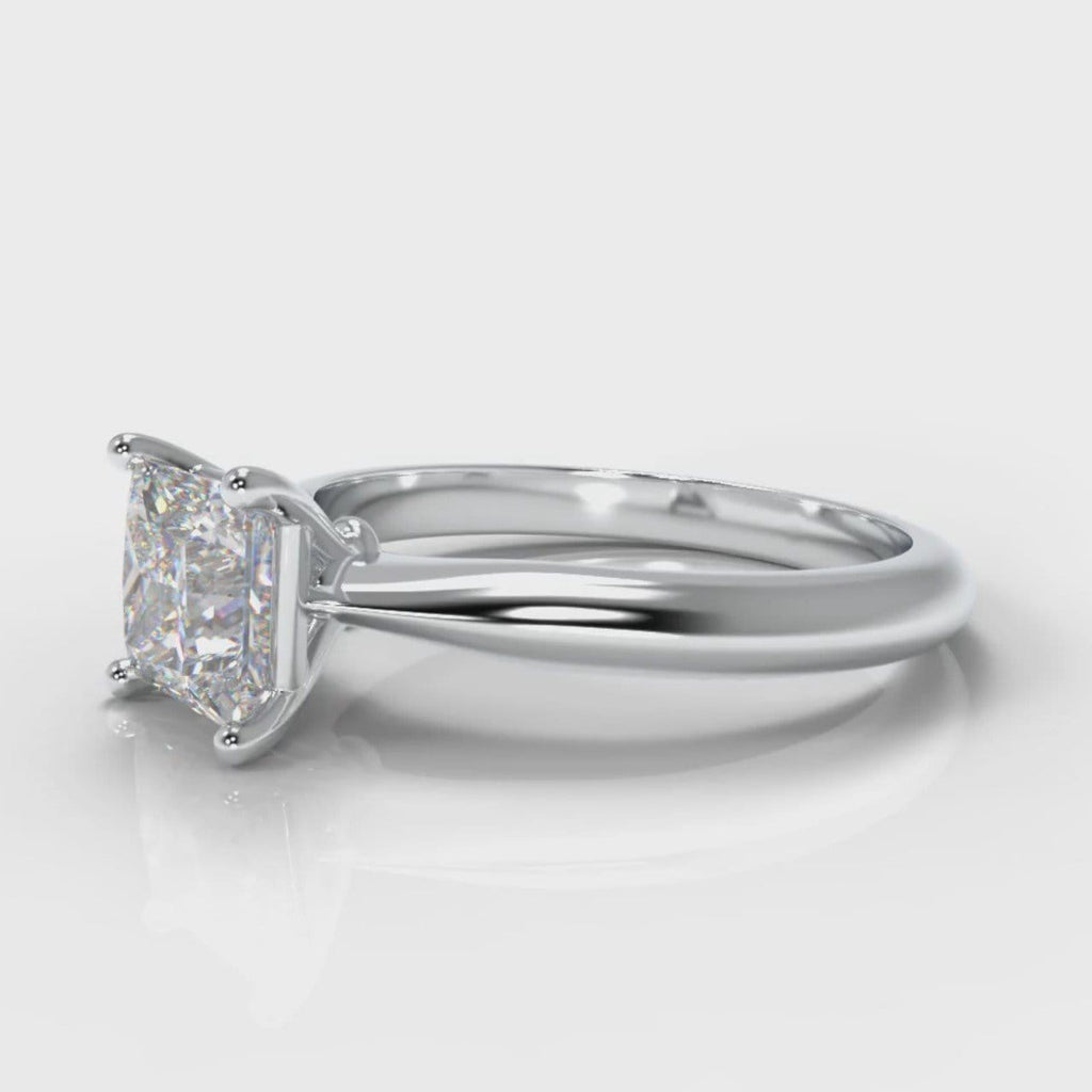 Carrée Solitaire Princess Cut Diamond Engagement Ring