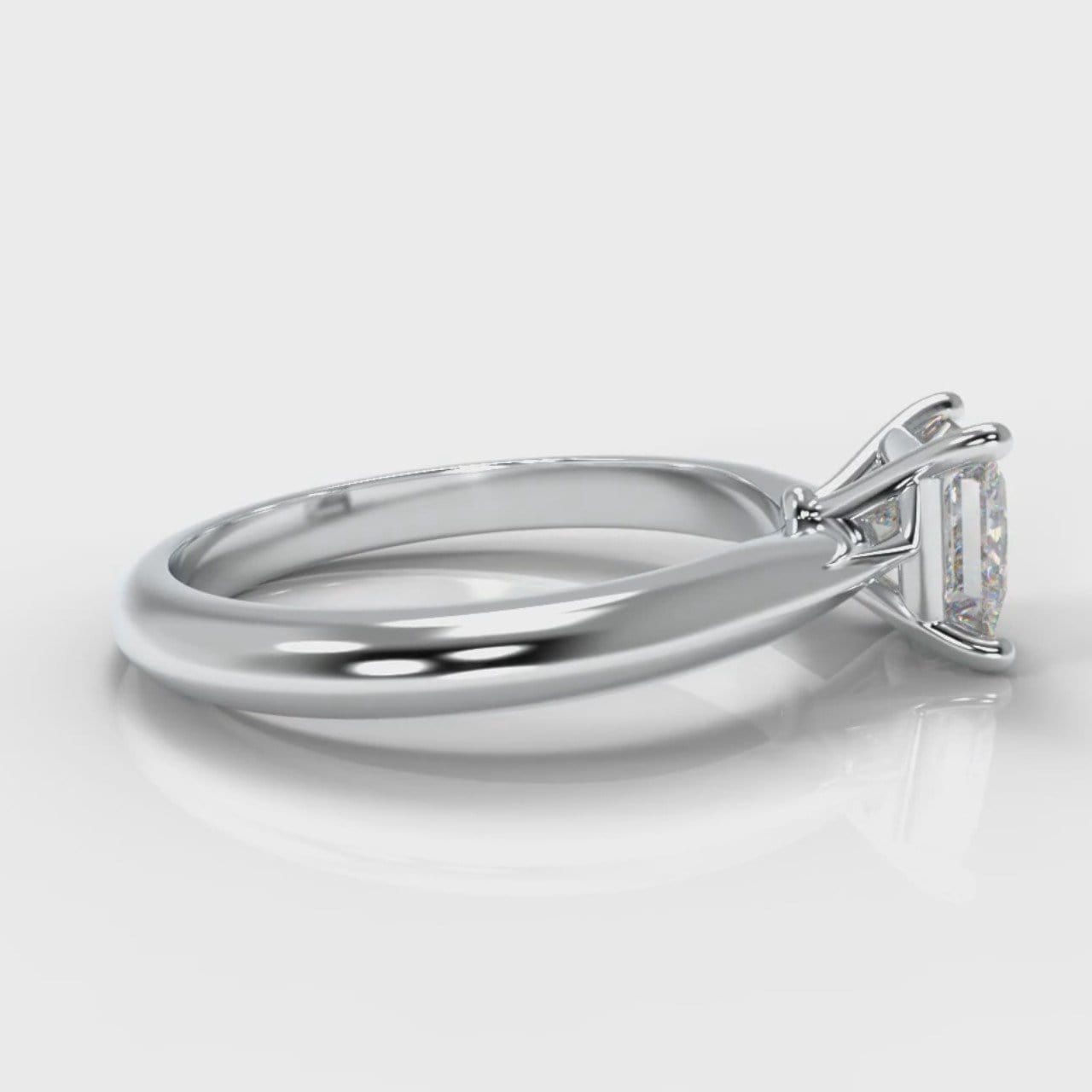 Carrée Solitaire Princess Cut Diamond Engagement Ring