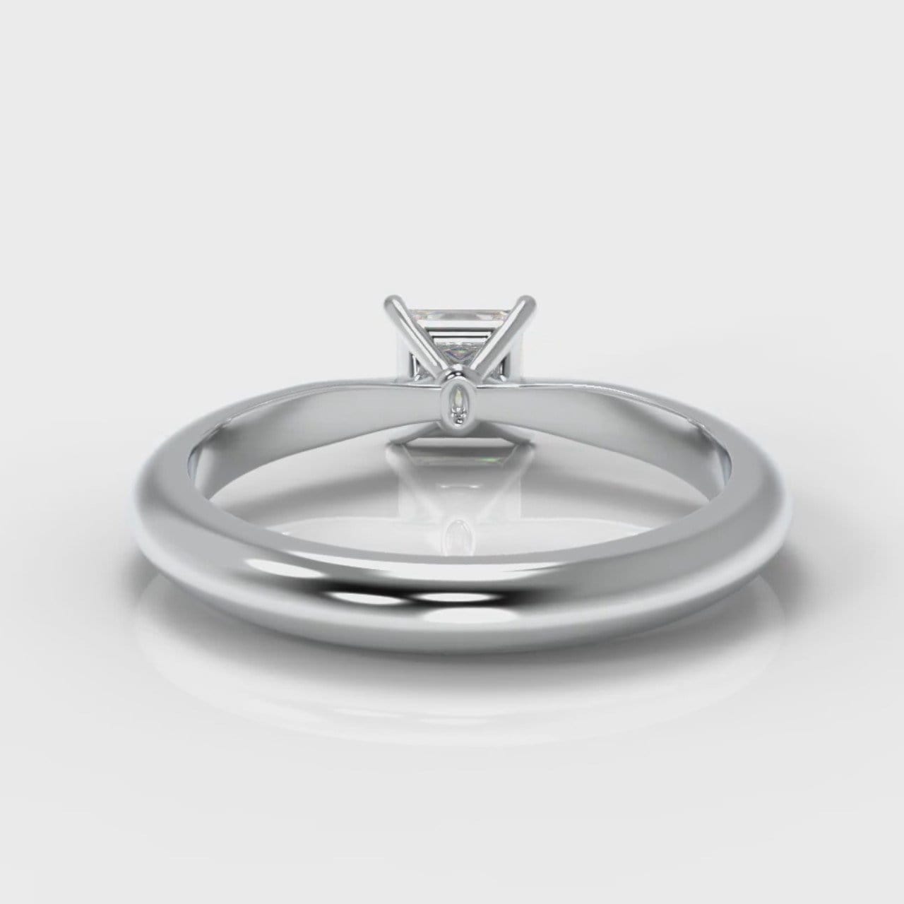 Carrée Solitaire Princess Cut Diamond Engagement Ring